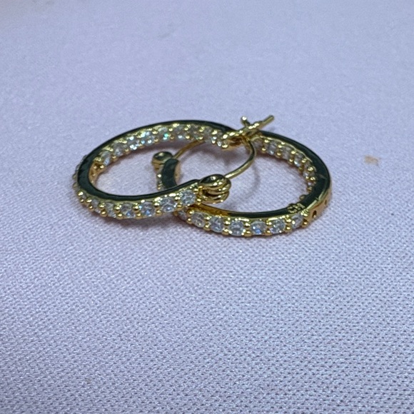 Elegant Gold and Silver Hoop Earrings - Picture 1 of 1